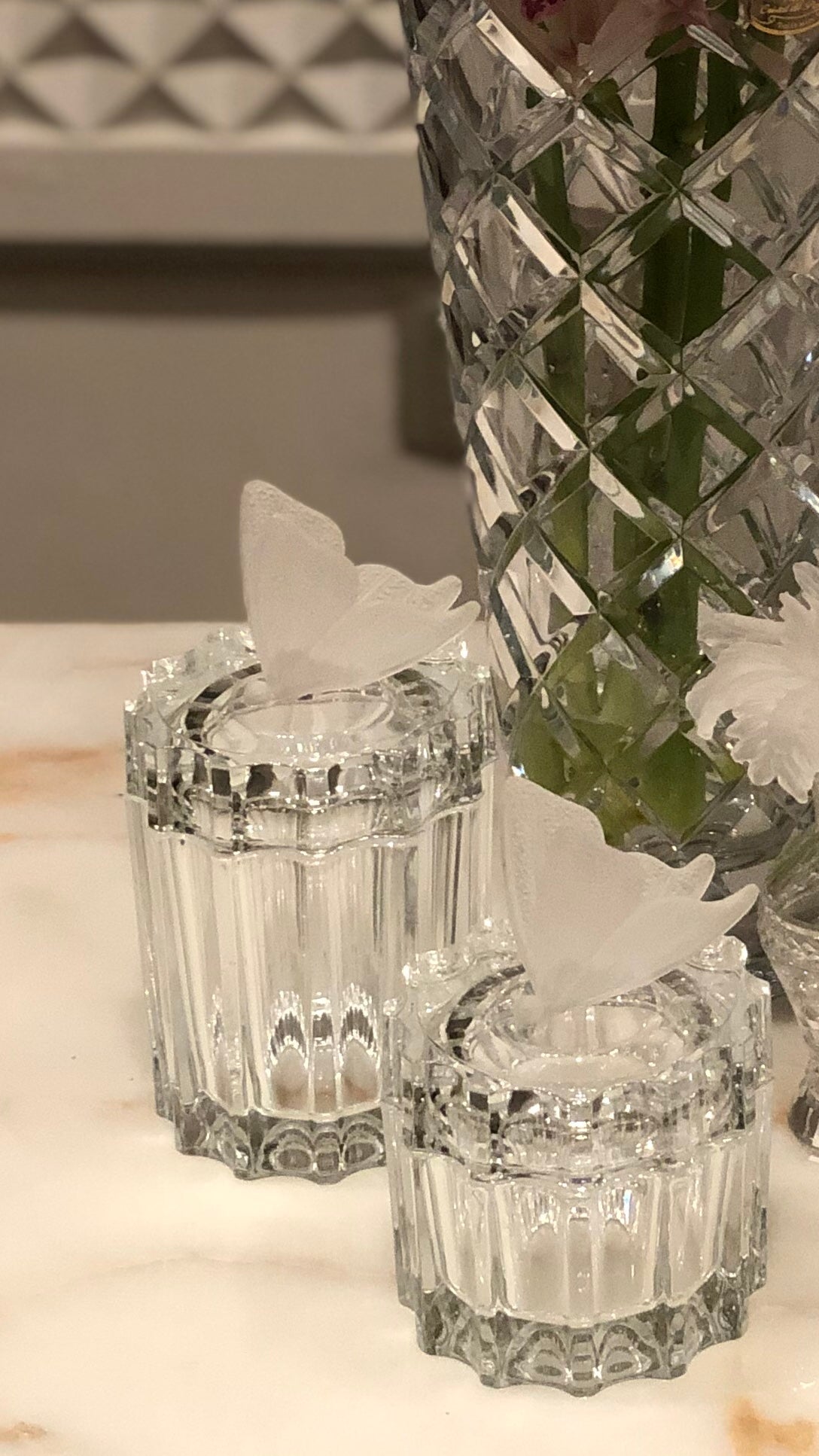 Crystal Set with Fresh Cymbidium Orchids