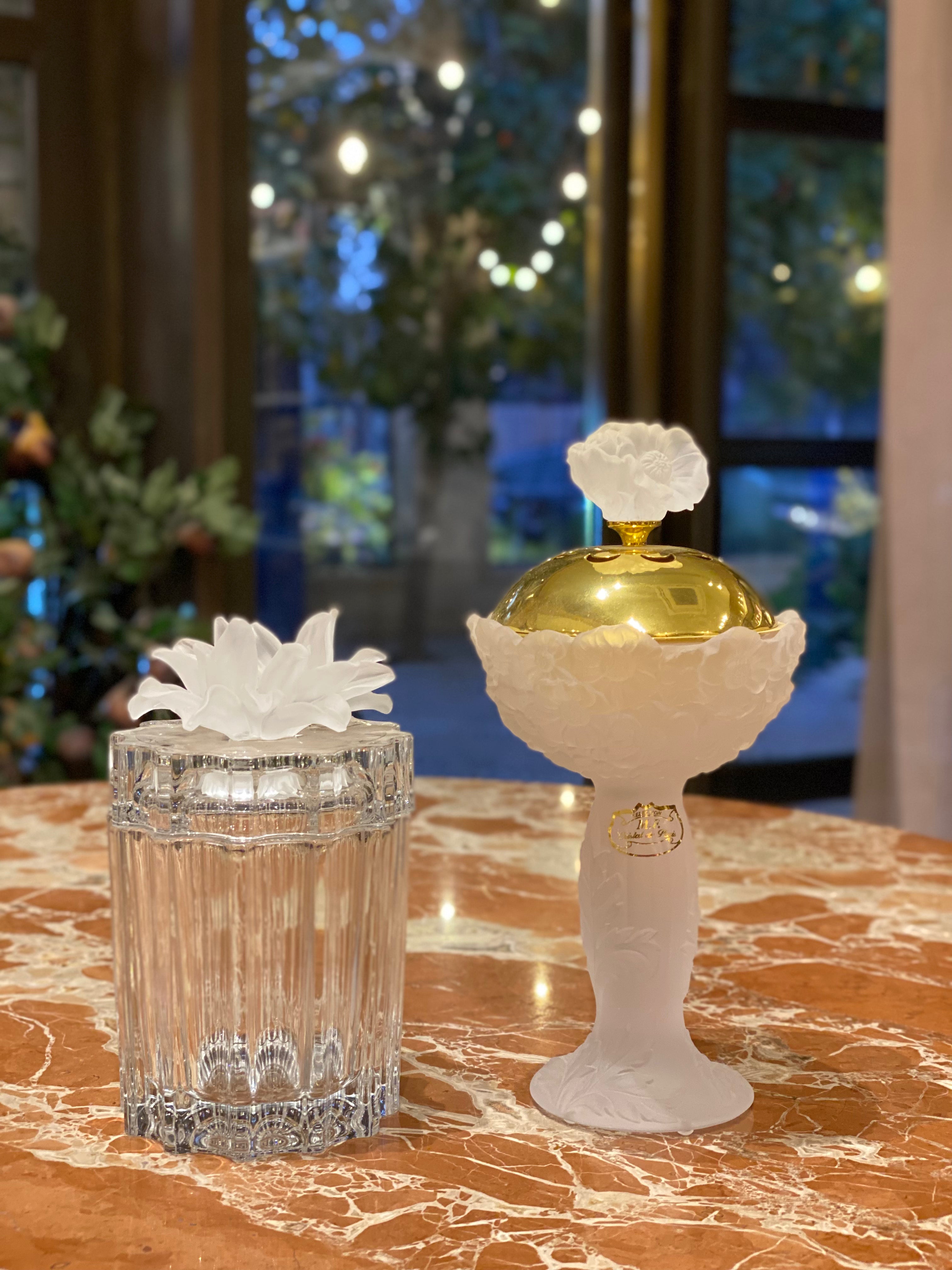 Blanc Blossom Crystal Set