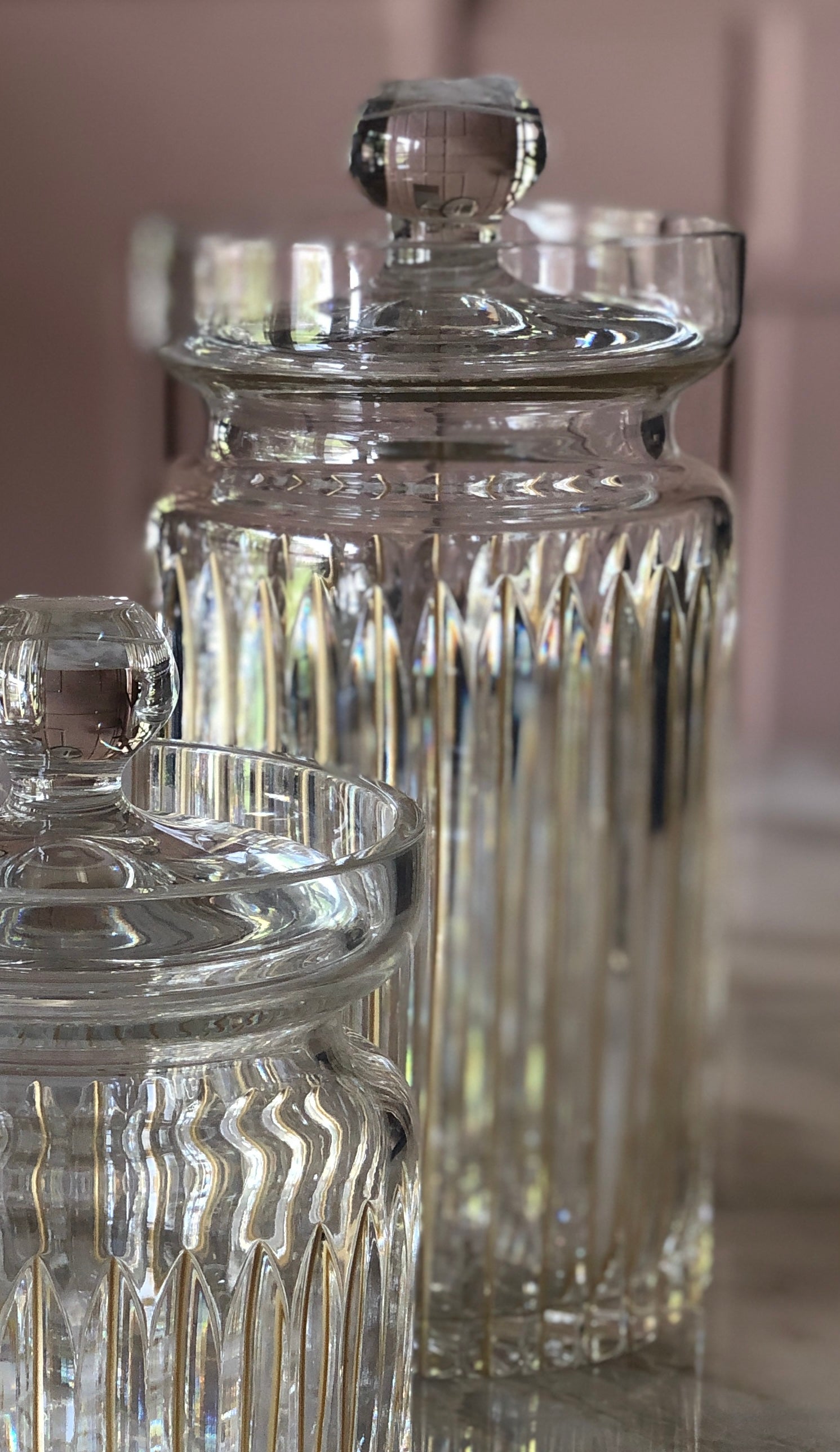 Timeless Crystal Jars with Straight Gold Lines