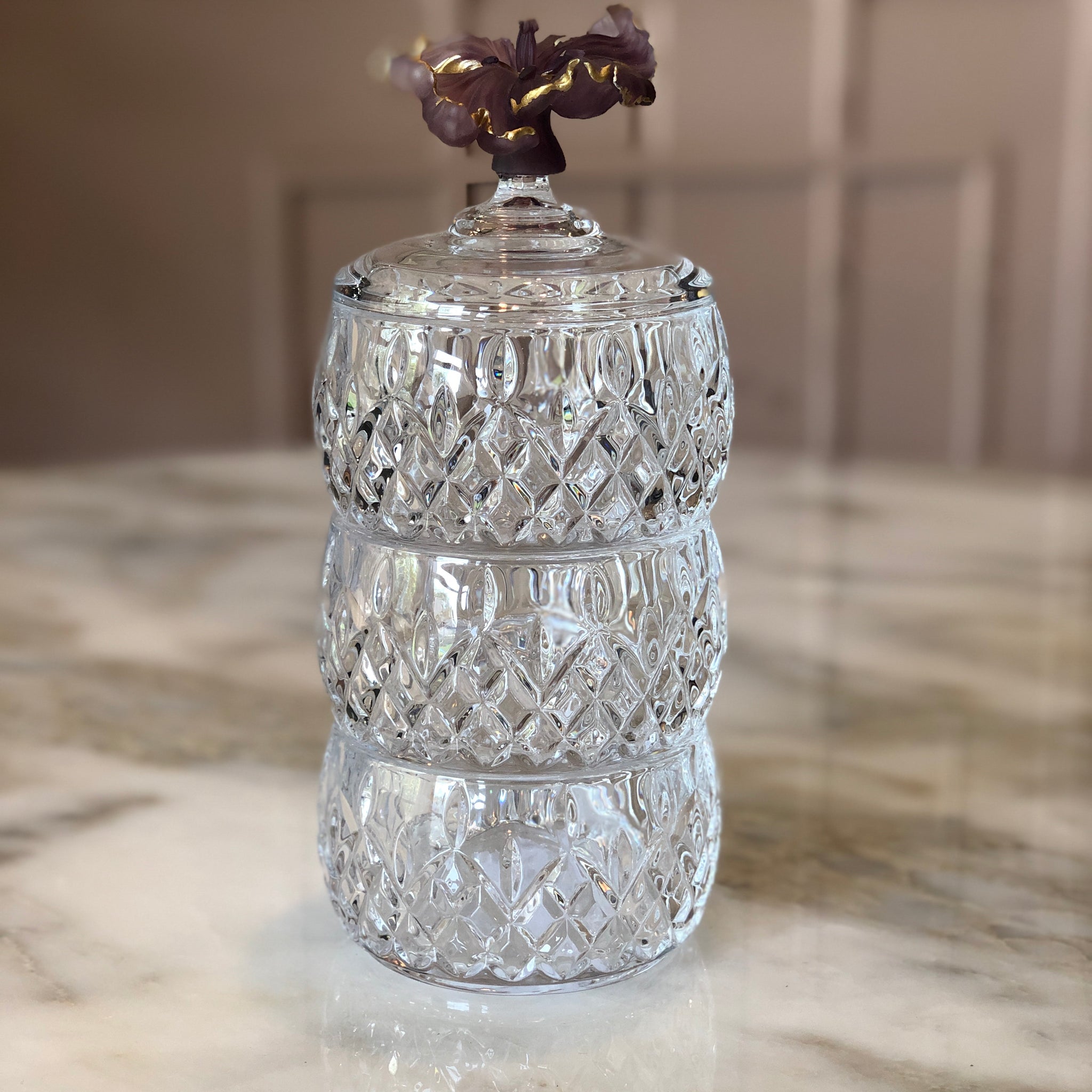 Bonbonniere Mauve Fleur 3 Layered Crystal Jar