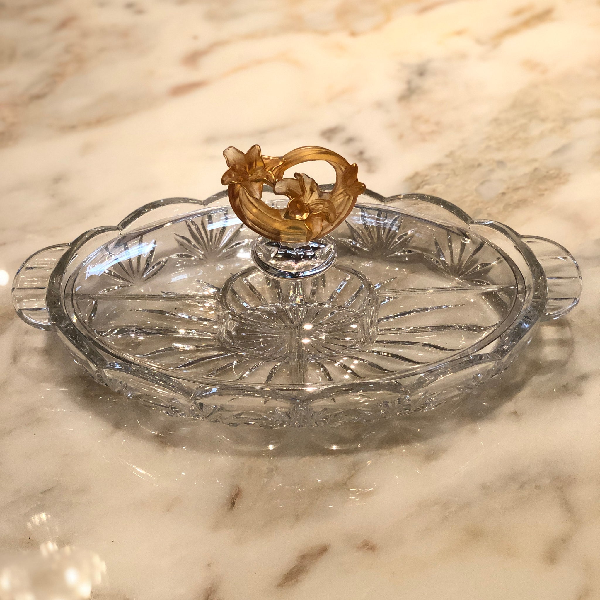 Carnelian Fluer 5 Parts Crystal Bowl with Cover